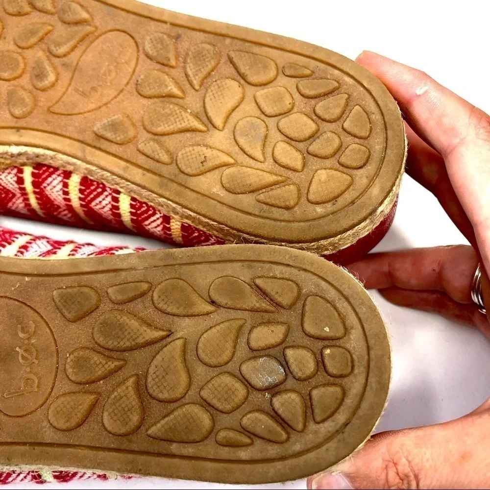 boc red geometric fabric espadrilles loafers 8